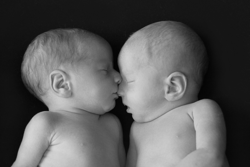 Zwillinge in overath neugeborene engelskirchen newbornshooting
